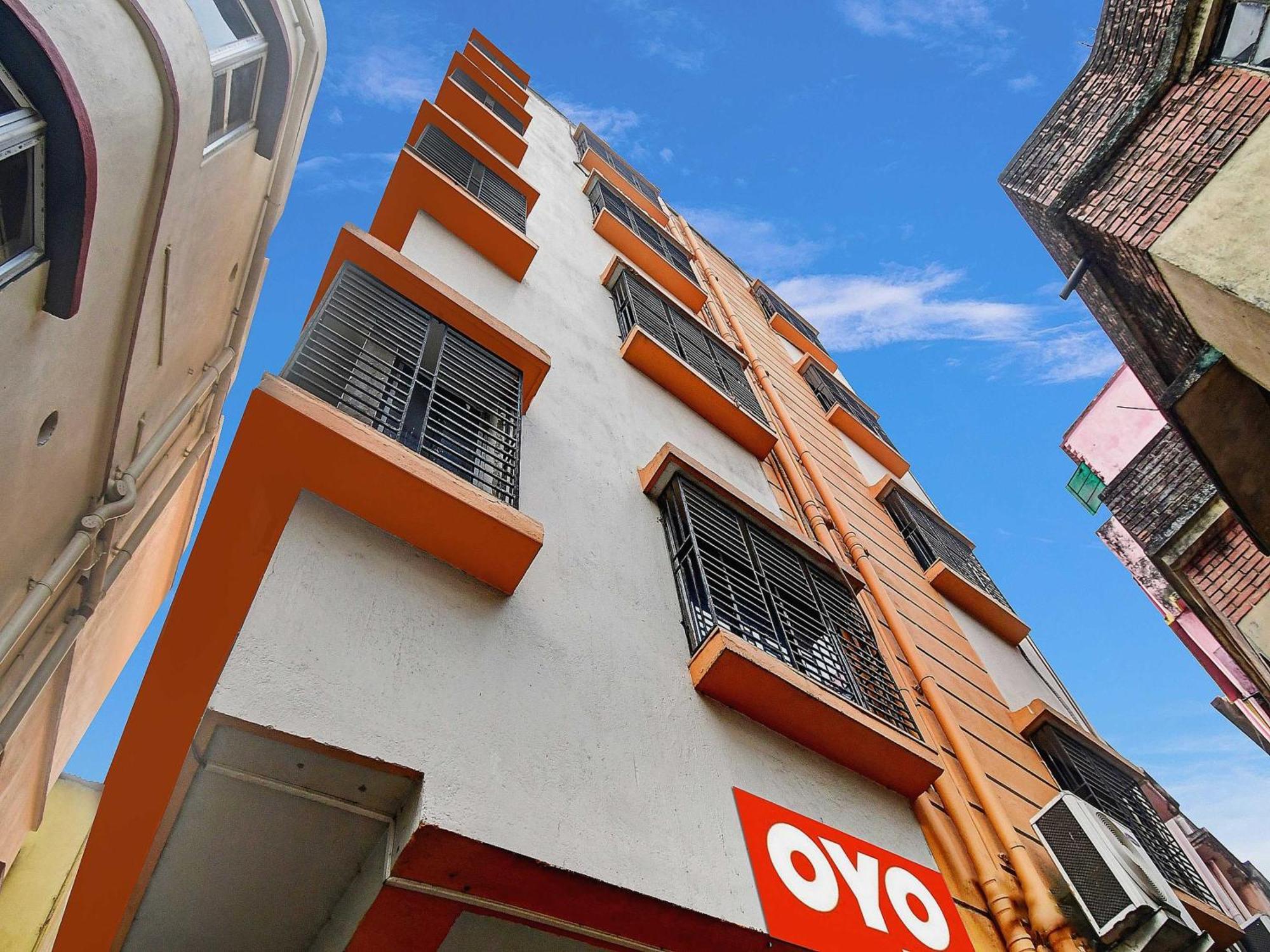 Hotel O Grand Lazeez Hāora Екстериор снимка