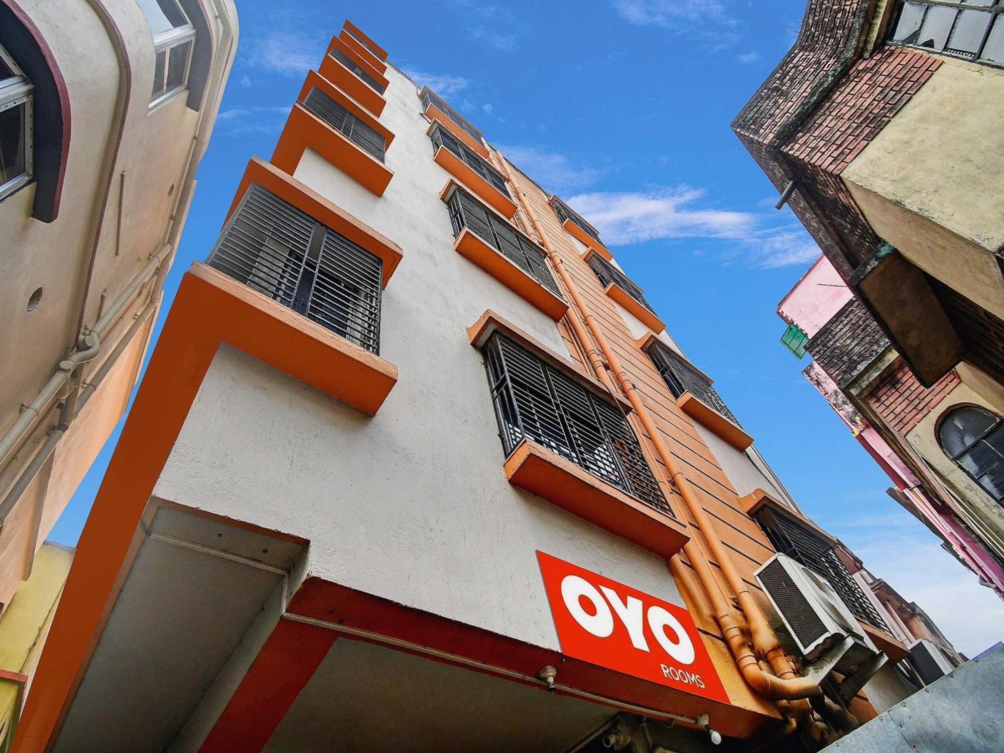 Hotel O Grand Lazeez Hāora Екстериор снимка
